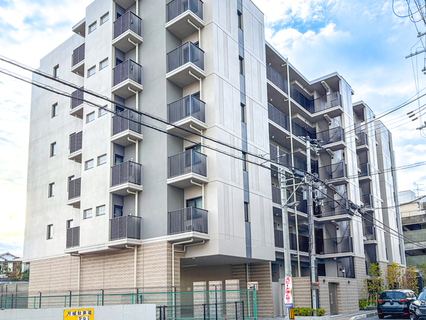 【ジークレフ生駒】外観