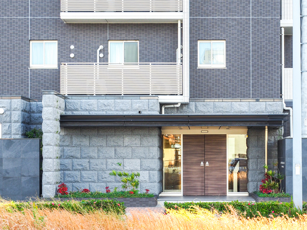 【プレサンスロジェ豊橋】エントランス 【プレサンスロジェ豊橋】エントランス