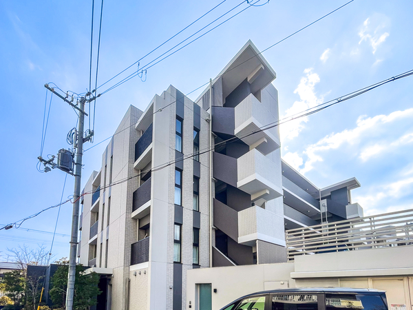 【ブランズ甲子園浜田町】外観