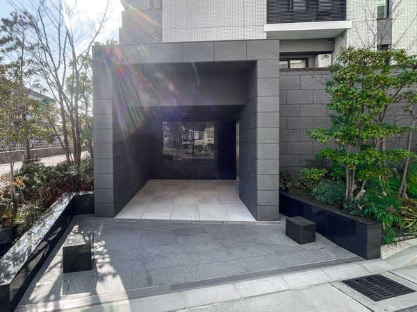 【ブランズ甲子園浜田町】エントランス 【ブランズ甲子園浜田町】エントランス