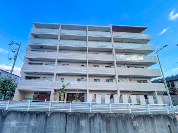 【エスコート西宮グランハーツ】外観