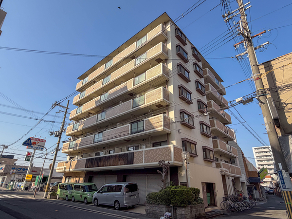 【足代北パークマンション】外観