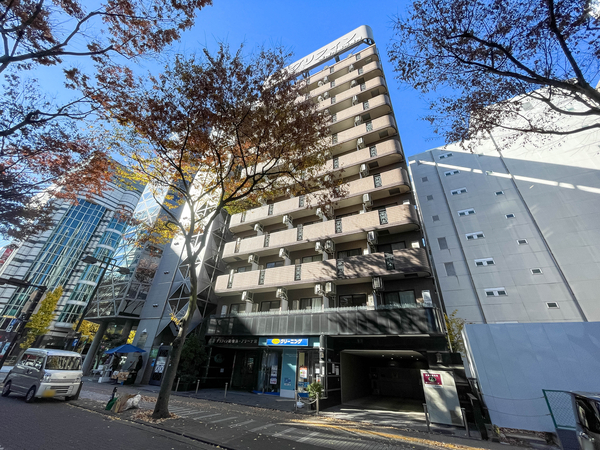 【グリフィン新横浜アリーナ前】外観