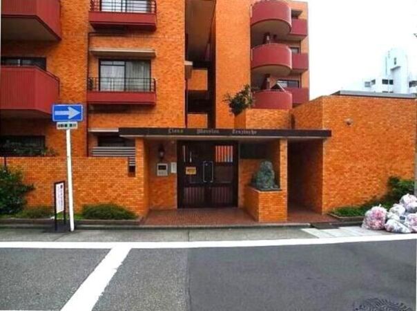 【ライオンズマンション天神町】エントラン３