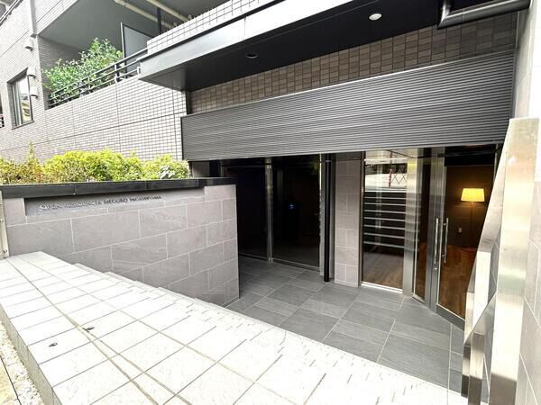 【オープンレジデンシア目黒東山】エントランス 【オープンレジデンシア目黒東山】エントランス