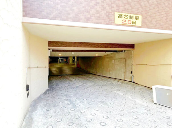 【クオス中山】駐車場