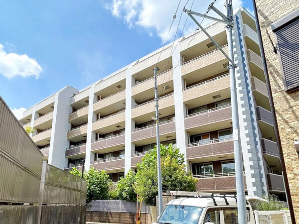 【クオス中山】外観