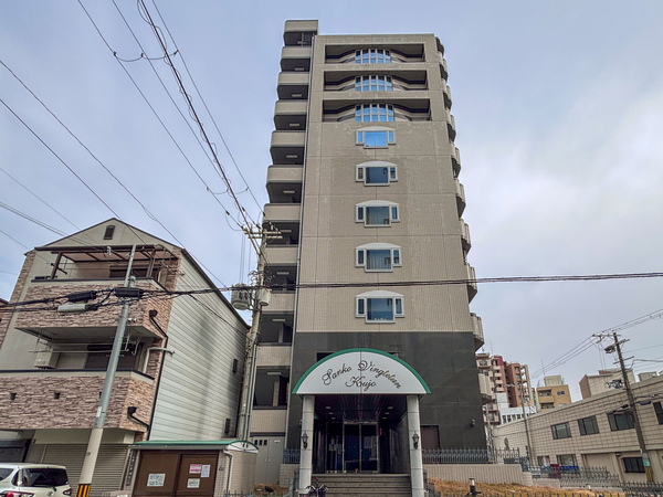 【サンコーヴァンテアン九条】外観