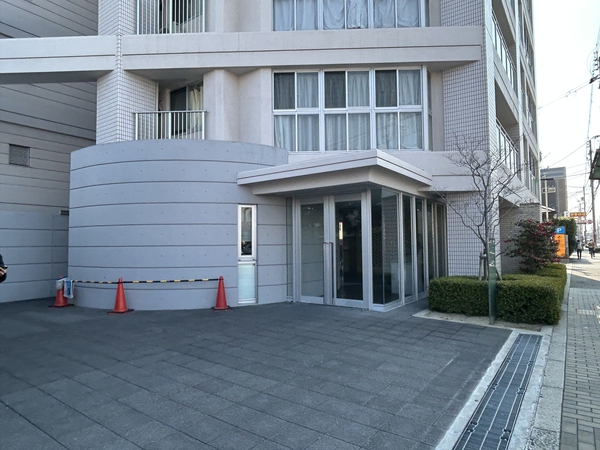 【レピア鶴見】エントランス