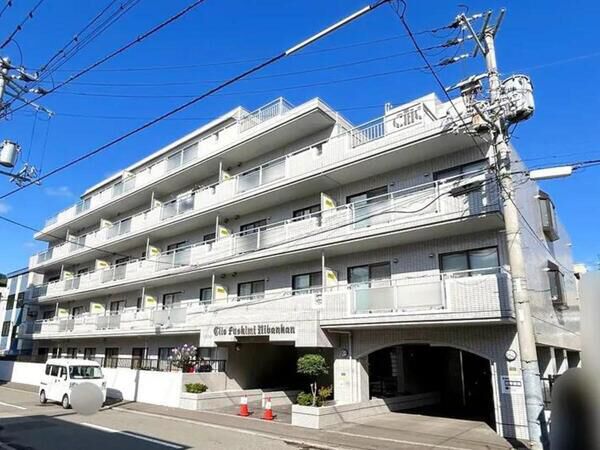 【クリオ伏見2番館】外観