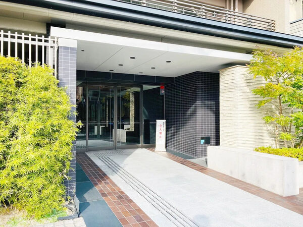 【サンメゾン京都二条月光町ゲート】エントランス
