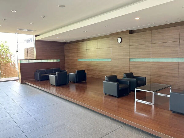 【アトレ国府宮グレイシア】ロビー 【アトレ国府宮グレイシア】ロビー