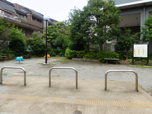 新宿区立きたしん公園まで約72m(徒歩1分) 新宿区立きたしん公園まで約72m(徒歩1分)