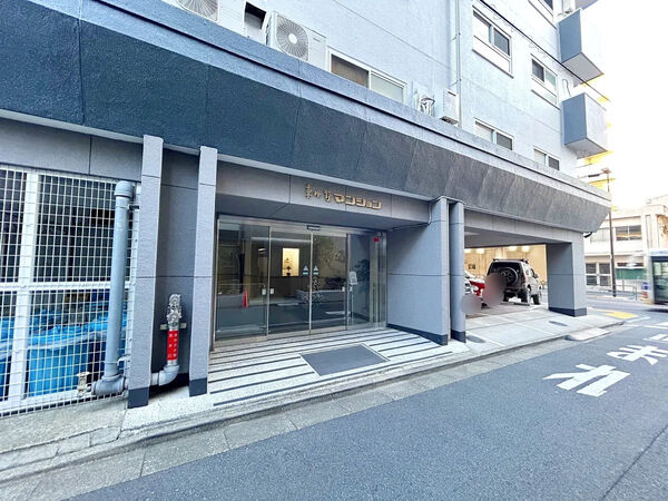 【東中野マンション】エントランス 【東中野マンション】エントランス