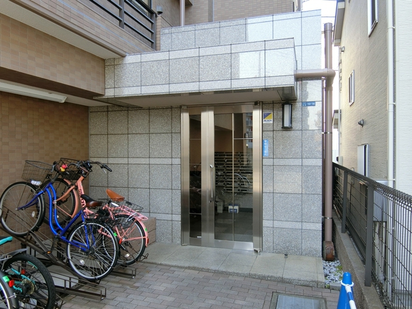 【グランイーグル川崎東Ⅱ】エントランス