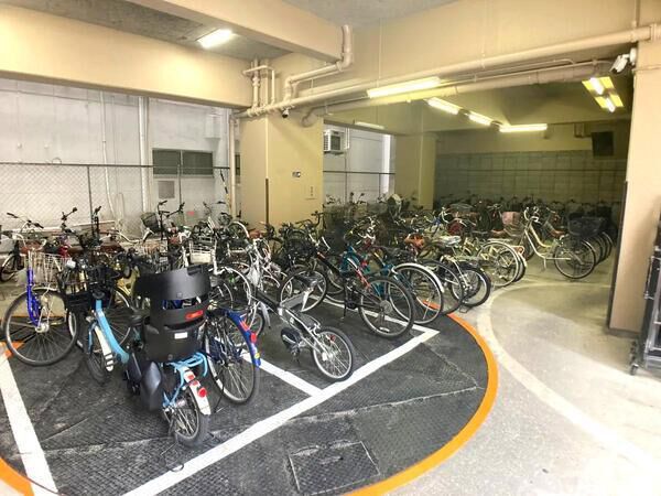 【朝日プラザ高津第3】共用部分（駐輪場）