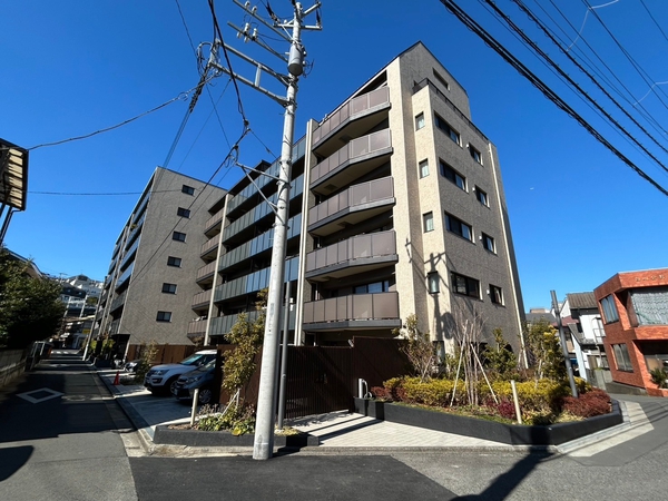 【クリオ横濱弘明寺グレイステラス】外観
