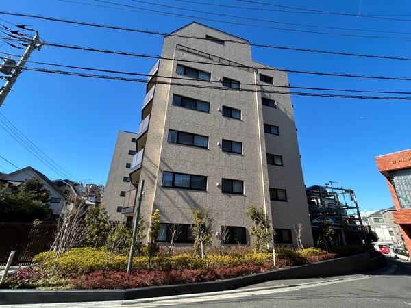 【クリオ横濱弘明寺グレイステラス】外観
