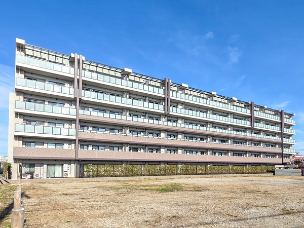 【プレシス戸田レジデンス】外観