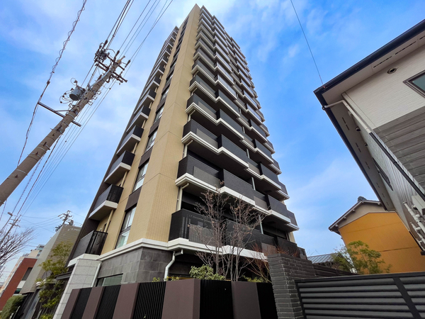 【プレイズ名城公園】外観