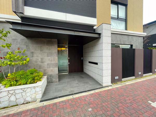 【プレイズ名城公園】エントランス 【プレイズ名城公園】エントランス