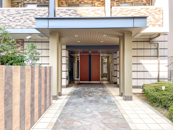 【アスヴェル梅田WEST】エントランス