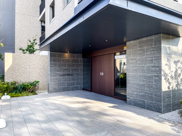 【プラネスーペリア泉北原山公園】エントランス