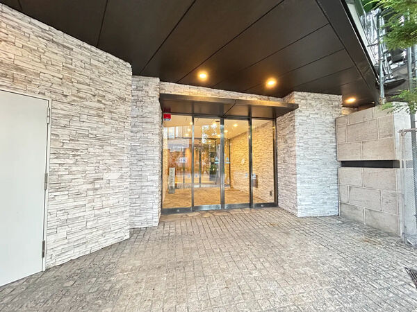 【ライオンズ立石マークスフォート】エントランス 【ライオンズ立石マークスフォート】エントランス