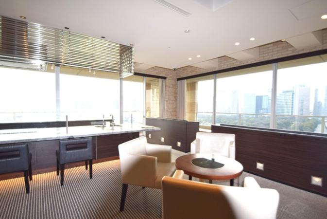 スカイラウンジ