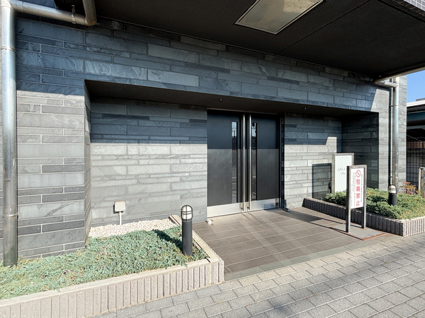 【アーリアシティ尾久】エントランス