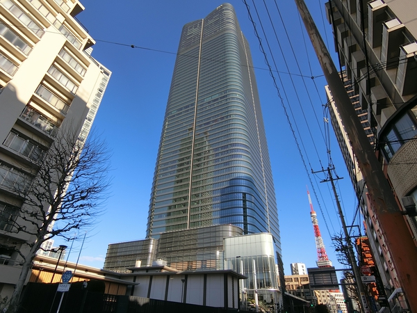 【麻布台ヒルズ森JPタワー】外観