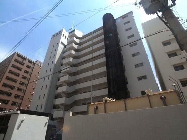【西梅田ダイヤモンドマンション】外観写真