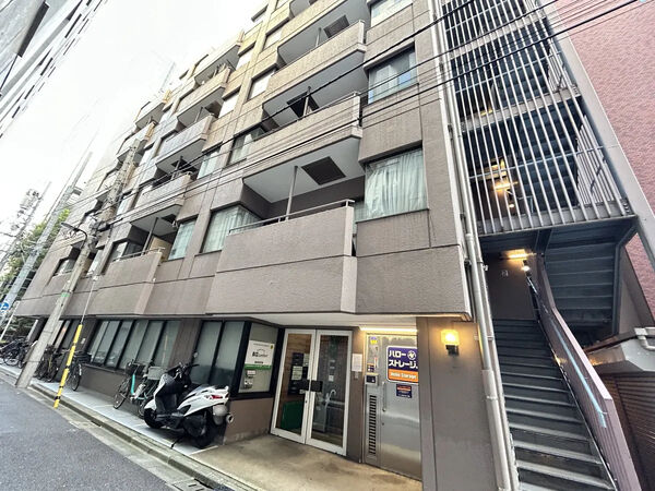 【安田神保町マンション】外観 【安田神保町マンション】外観