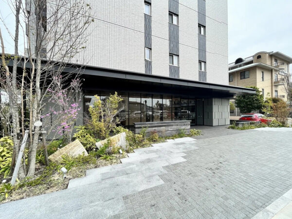 【サーパス後楽園北レジデンス】アプローチ