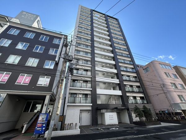 【クレアホームズ札幌医大前プレステージ】外観