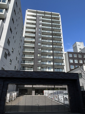 【クレアホームズ札幌医大前プレステージ】外観