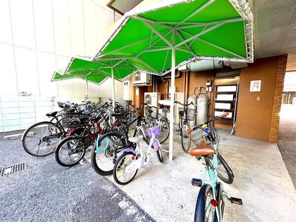 （駐輪場）1