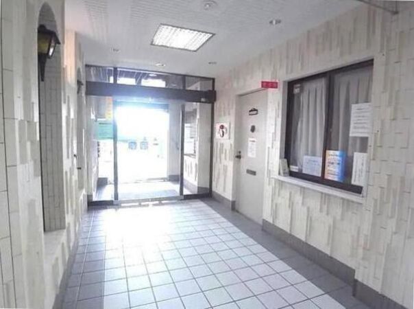 【ライオンズマンション春日町第2】エントランス2 【ライオンズマンション春日町第2】エントランス2