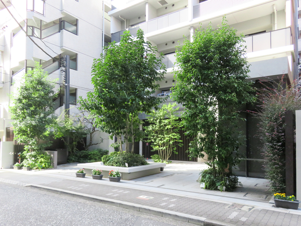 【イニシア三鷹】外観