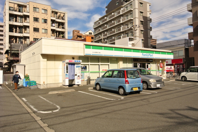 ファミリーマートさいたま宮原町三丁目店　約190ｍ