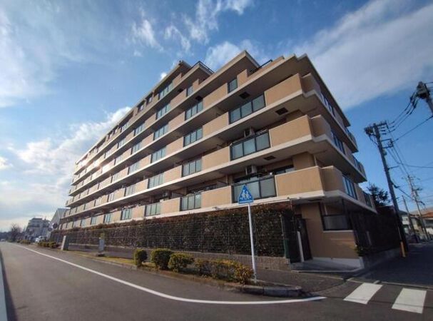 【クリオ大和伍番館】外観