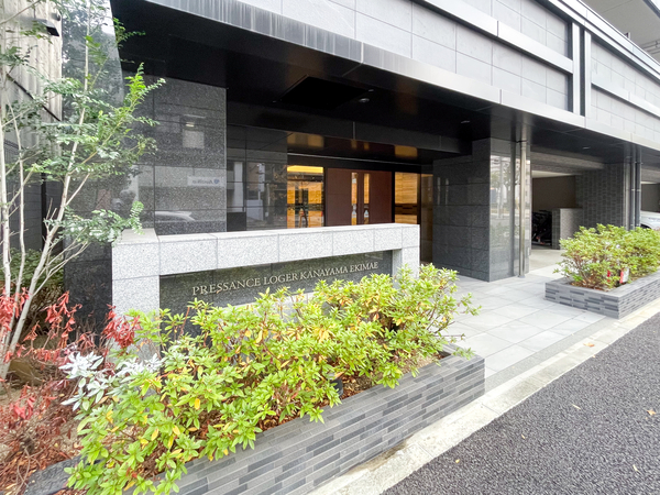 【プレサンスロジェ金山駅前】エントランス 【プレサンスロジェ金山駅前】エントランス