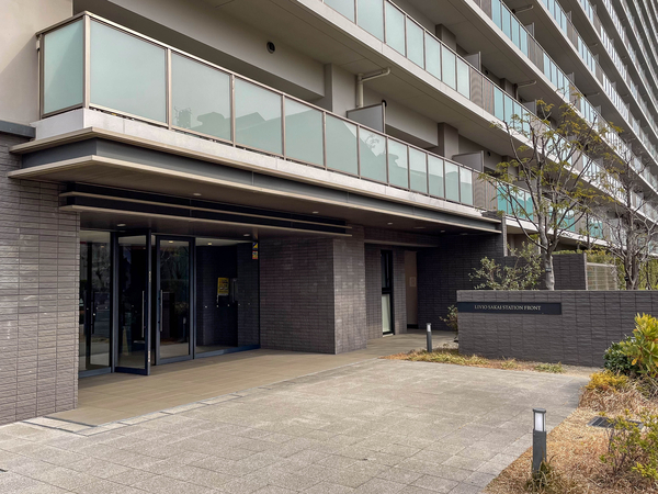 【リビオ堺ステーションフロント】エントランス