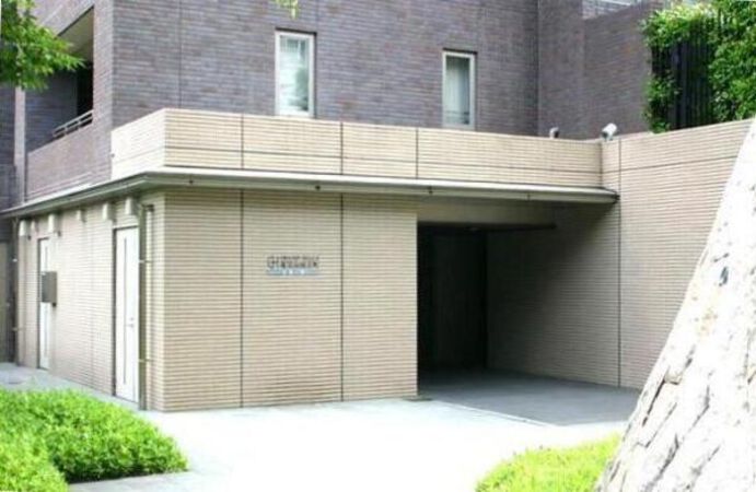 【グランドヒルズ覚王山法王町】エントランス２