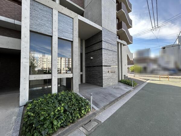 【コンツェルトパーク段原参番館】エントランス