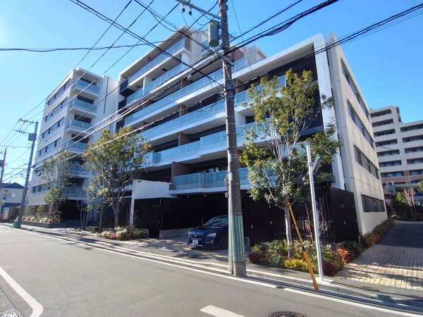 【クリオレジダンス横濱綱島】外観