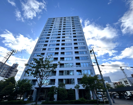 【Brillia Tower近代美術館前】外観