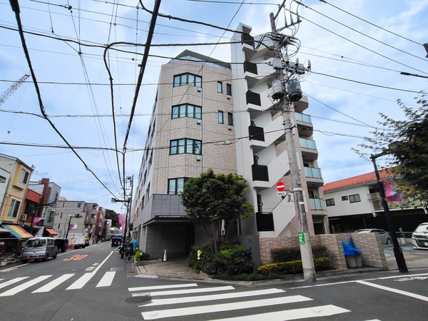 【パークホームズ初台】外観
