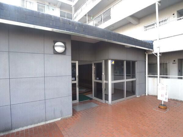 【学園前ガーデンハイツ】エントランス 【学園前ガーデンハイツ】エントランス