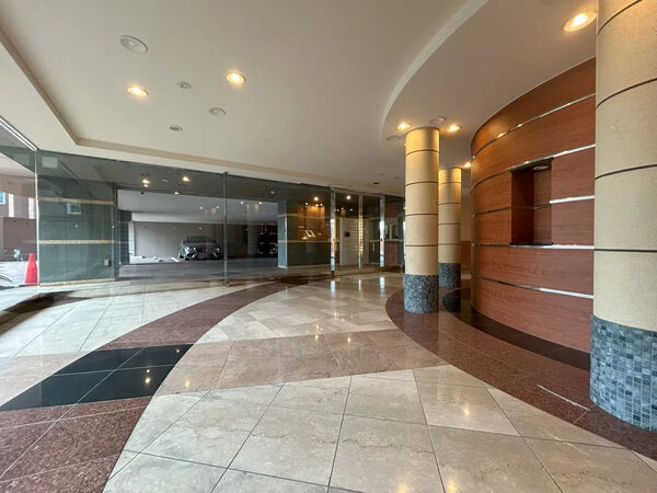 【ルネッサンス21リバーサイド城南】エントランス 【ルネッサンス21リバーサイド城南】エントランス